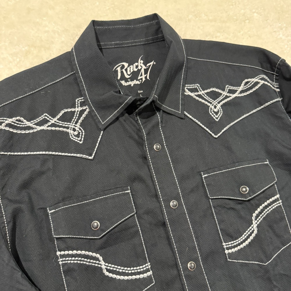 Wrangler Rock 47 Shirt Mens Large Black Embroidered Western Snap